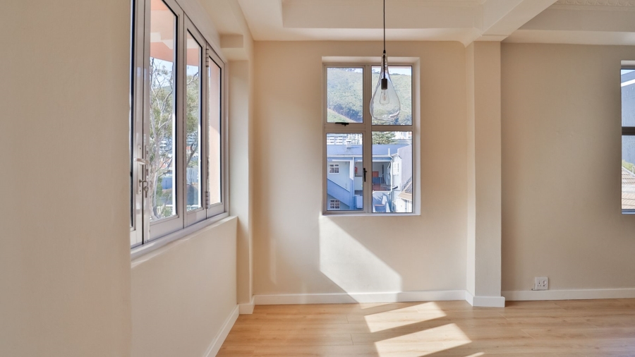 To Let 2 Bedroom Property for Rent in Sea Point Western Cape